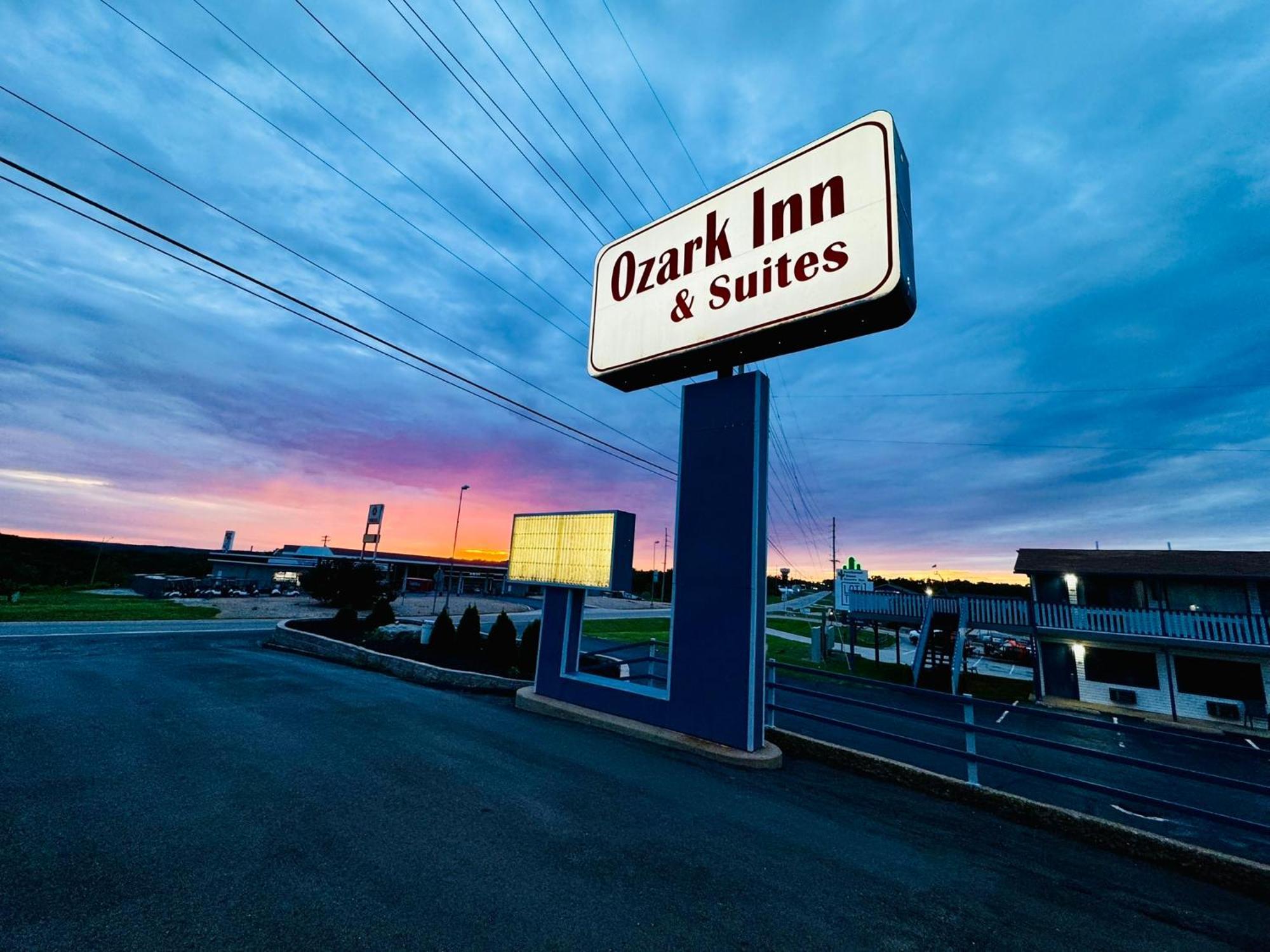 Ozark Inn And Suites Osage Beach Exterior foto