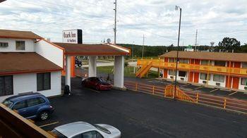Ozark Inn And Suites Osage Beach Exterior foto